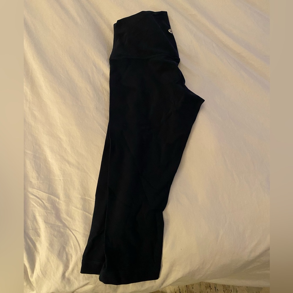 Lu Lu Lemon Cropped Leggings
